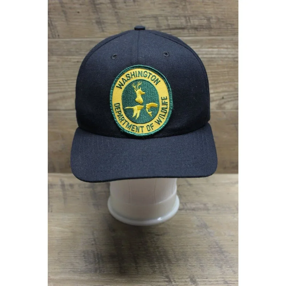 New Era Vintage Pro Model Snapback Hat Size Medium-Large Mesh‎ Wildlife Cap